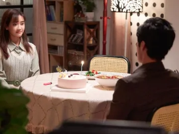 Bí quyết chăn rau sạch hà nội trong điều kiện căn hộ hạn chế diện tích nhưng vẫn đảm bảo đủ rau ăn hàng ngày.