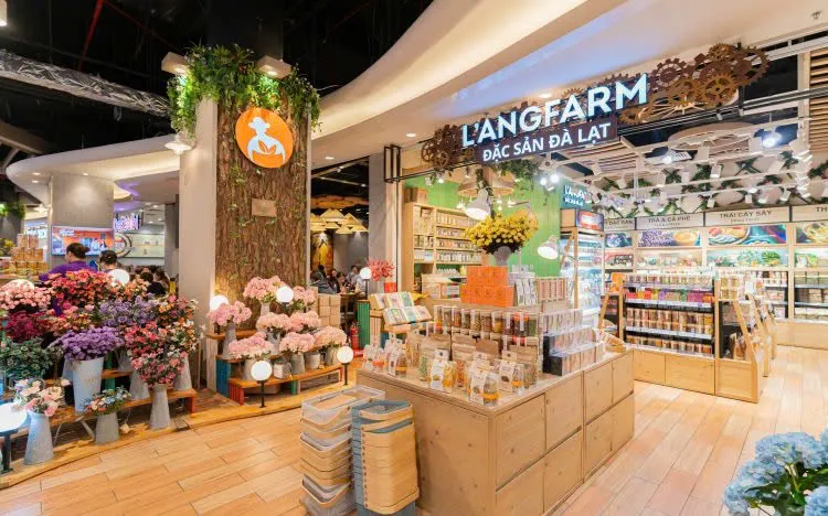 Rượu vang Đà Lạt và nông sản chế biến tại hệ thống cửa hàng rau sạch Đà Lạt uy tín