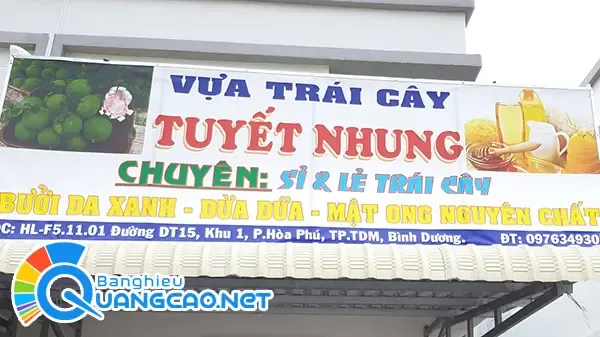 Bảng hiệu vựa trái cây Tuyết Nhung bằng bạt hiflex