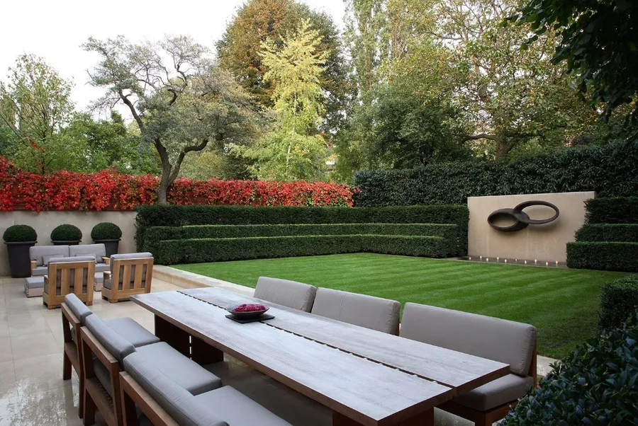 Cây trồng hàng rào biệt thự mang lại nhiều lợi ích