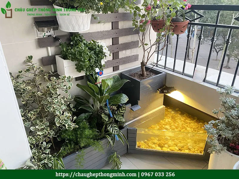 Chậu composite ban công