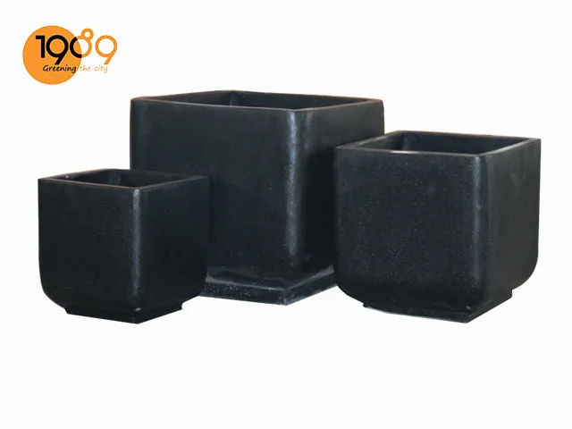 Chậu xi măng vuông đá mài là sự lựa chọn bền bỉ theo thời gian
