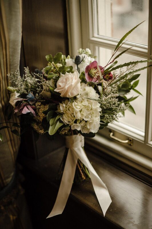 Đặc Điểm Của Cây Hoa Hồng Môn: Ý Nghĩa, Cách Chăm Sóc Và Mẹo Trồng Chuẩn