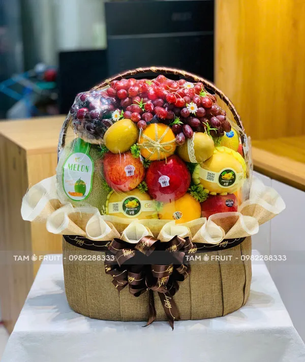 Sản phẩm giỏ hoa quả Bình Thạnh được đóng gói tỉ mỉ