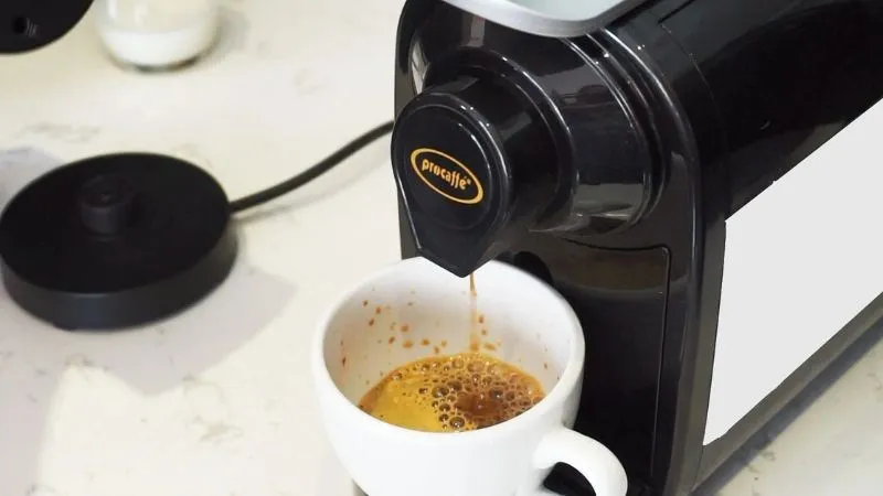 Máy pha cà phê viên nén hoạt động ra sao?