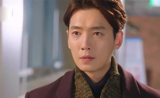 Ảnh minh họa quy trình chăn rau sạch hà nội tại không gian ban công đô thị tận dụng tối đa ánh sáng mặt trời.