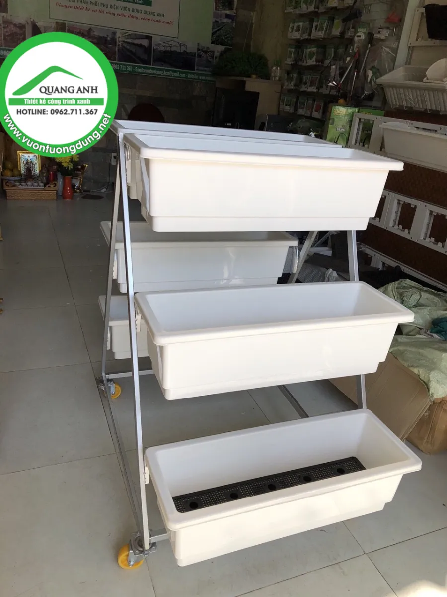 Chi tiết lắp đặt chậu lên khung giàn tam giác