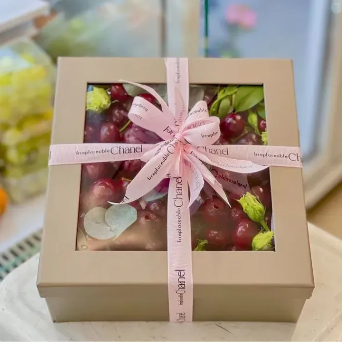 Mẫu Hộp Giấy Vuông Đựng Trái Cây Có Cửa Sổ Trong Suốt Phù Hợp Làm Quà Tặng
