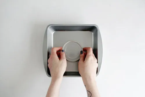 Gia cố vị trí của chiếc cốc