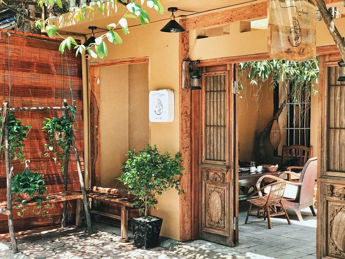 Sân vườn Lermalermer