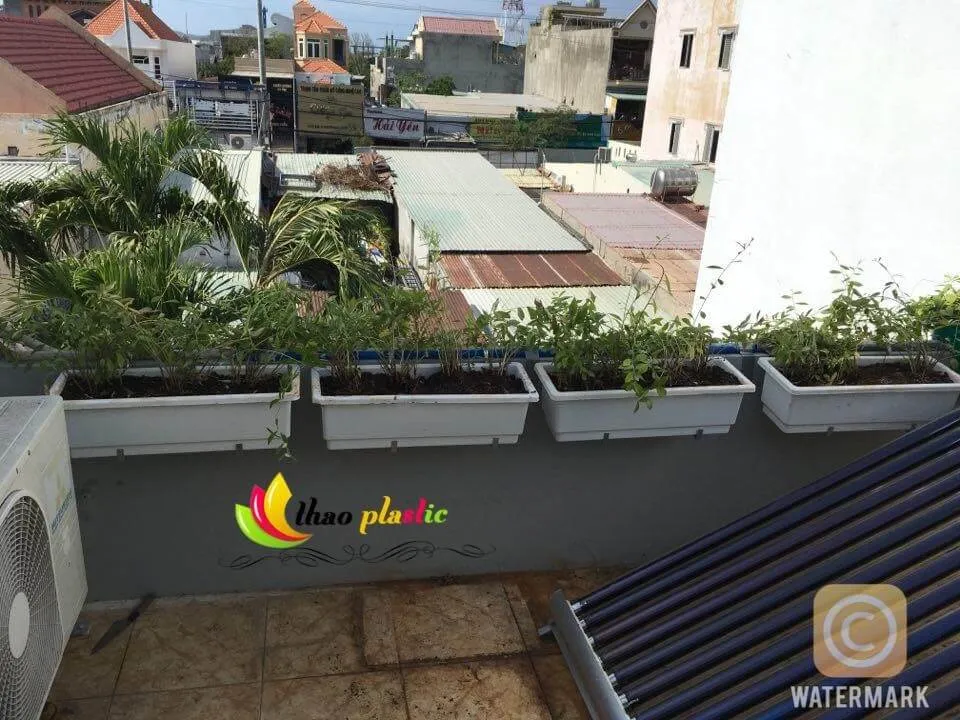 Sản xuất hàng loạt giá treo chậu hoa tại xưởng đảm bảo chất lượng đồng nhất