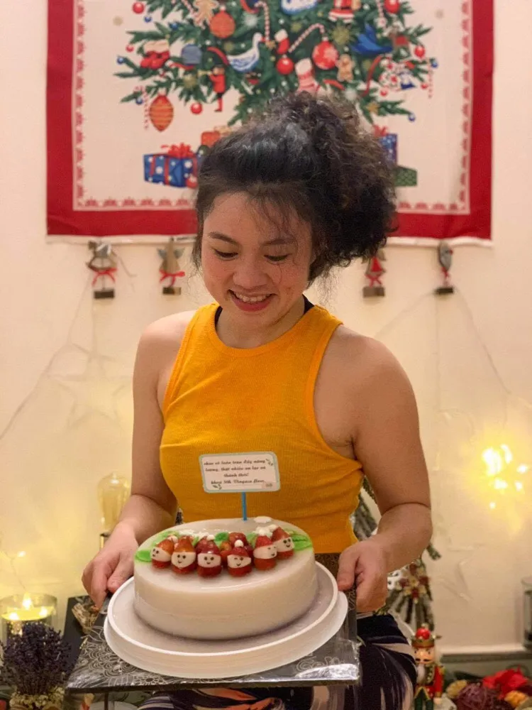 Trang trí bánh bằng trái cây tươi giúp giữ vững giá trị dinh dưỡng