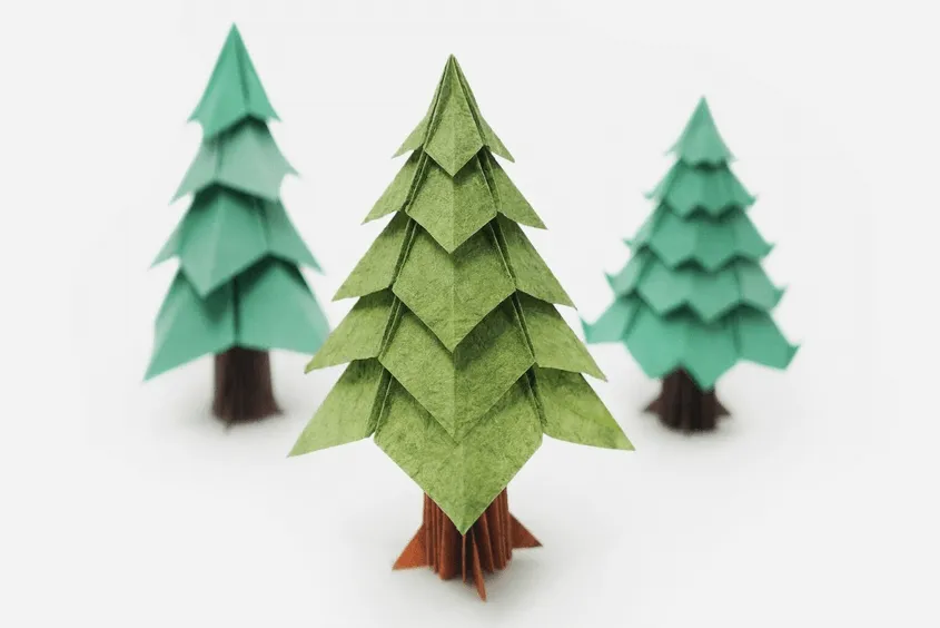 Trang trí cây thông noel sáng tạo với hình gấp origami