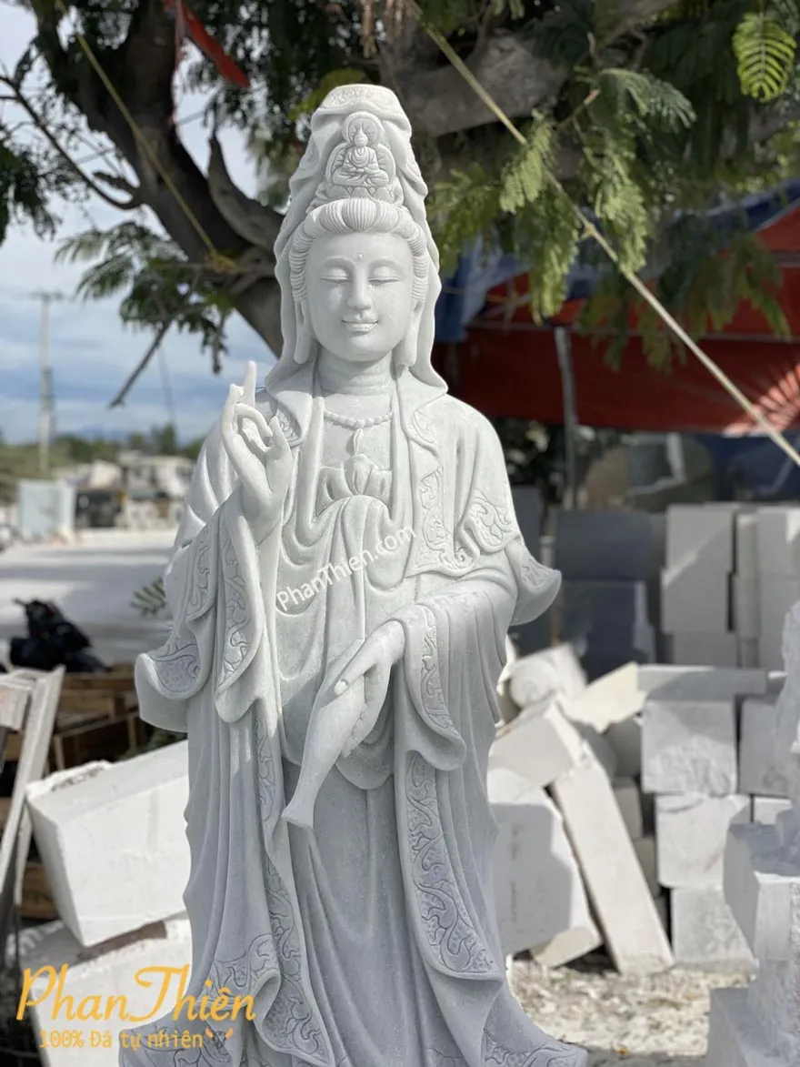 Tượng Phật Quan Âm đứng đài sen cao 1.8m hoàn thiện
